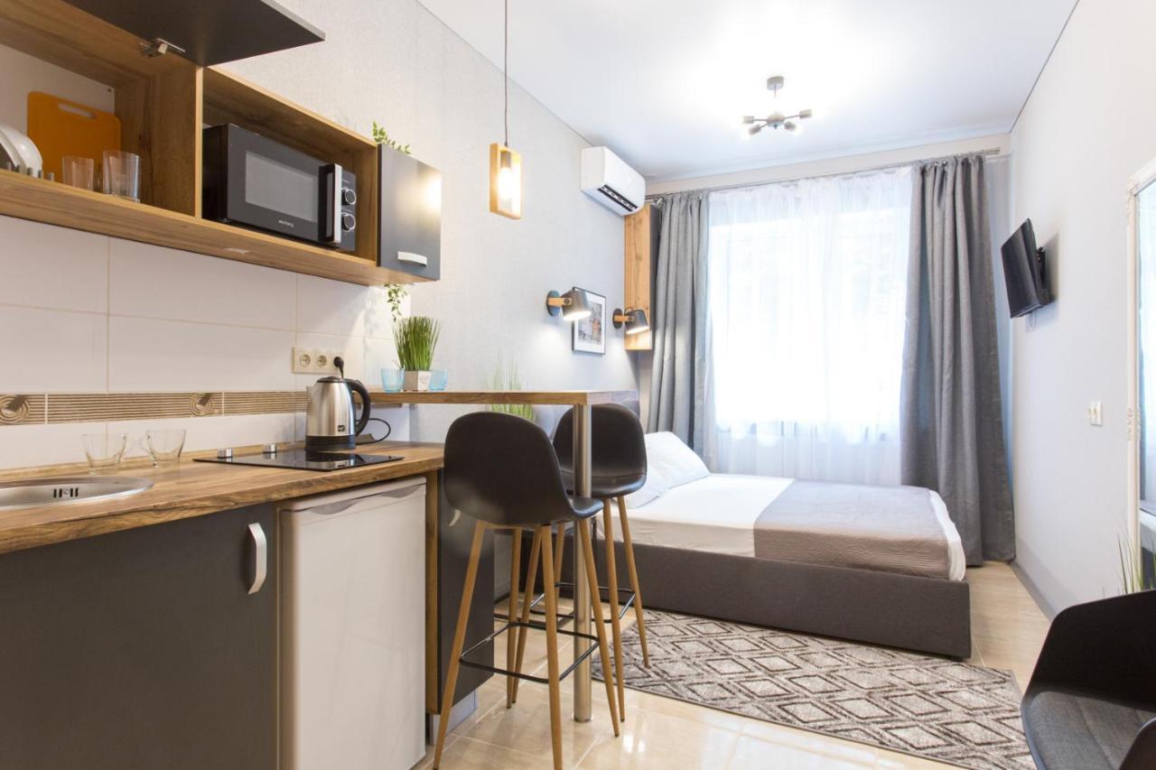 Well Located Studio - Yaroslavska Str. 21 Kharkiv Exterior photo