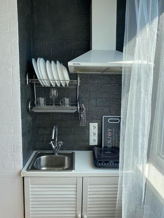 Well Located Studio - Yaroslavska Str. 21 Kharkiv Exterior photo