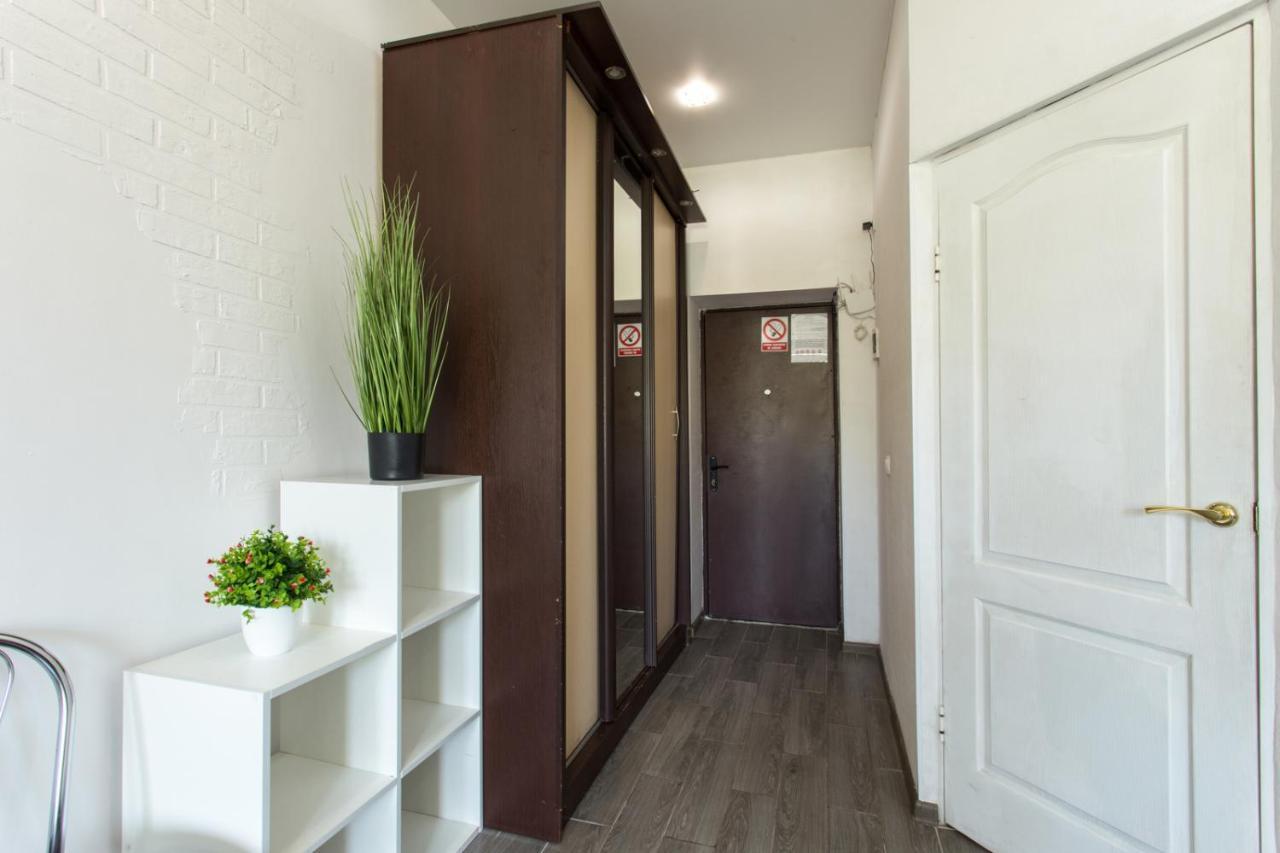 Well Located Studio - Yaroslavska Str. 21 Kharkiv Exterior photo