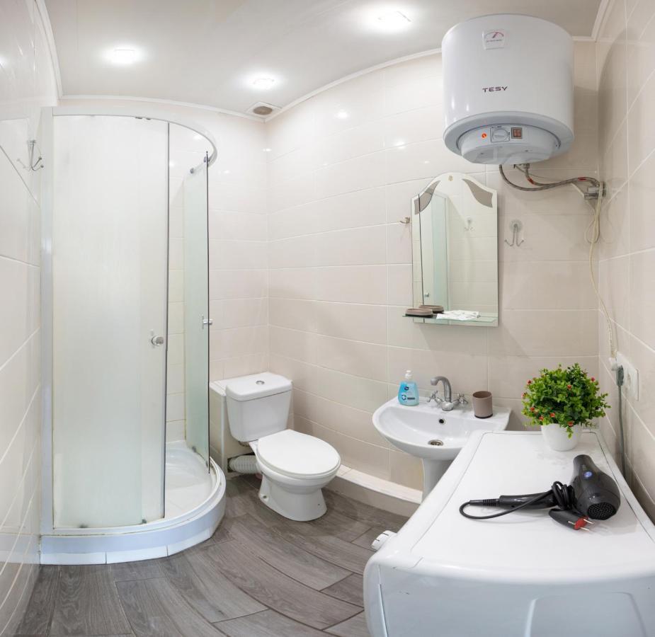 Well Located Studio - Yaroslavska Str. 21 Kharkiv Exterior photo