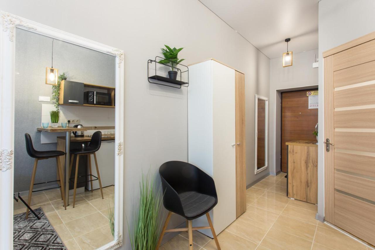 Well Located Studio - Yaroslavska Str. 21 Kharkiv Exterior photo