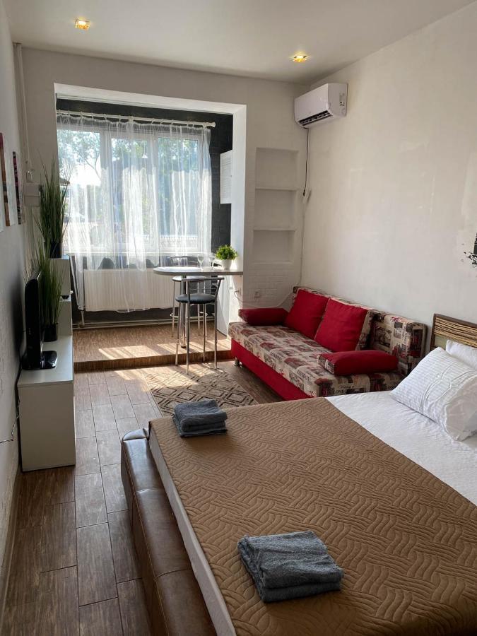 Well Located Studio - Yaroslavska Str. 21 Kharkiv Exterior photo
