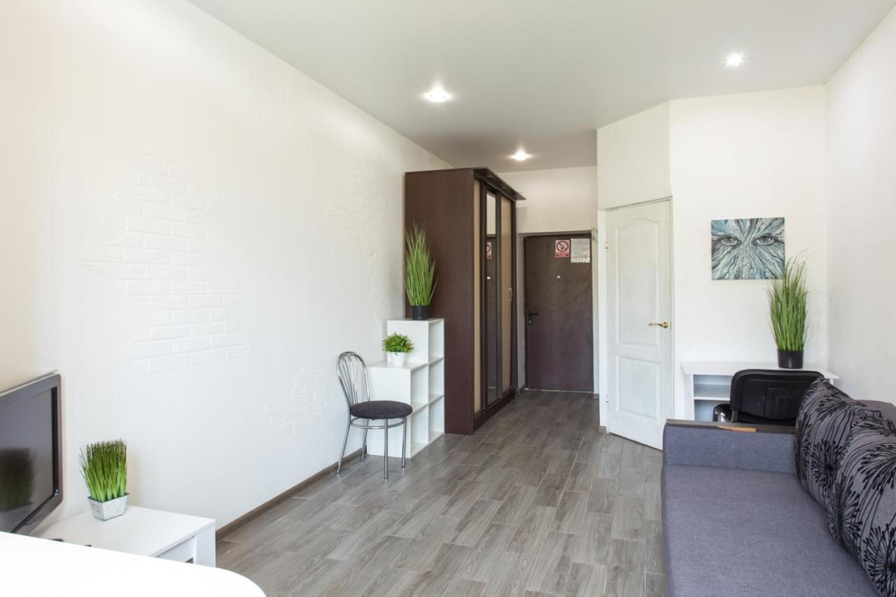 Well Located Studio - Yaroslavska Str. 21 Kharkiv Exterior photo